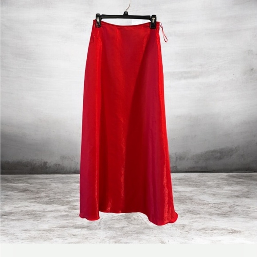 Jessica McClintock Vintage Red Skirt Beautifully Design with Sateen Look Size 8